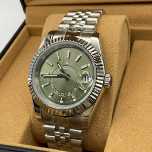 Business Style Men's <b>Automatic</b> Mechanical Watch with Stainless Steel Case Sapphire Crystal NH35 Movement Waterproof <b>Wristwatch</b> - Product Image 5