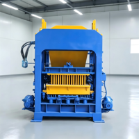 Machine à blocs entièrement automatique QT4-15 pour la production de briques, faible coût de main-d'œuvre, au Nigeria