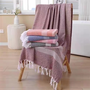 <span class=keywords><strong>Toallas</strong></span> de <span class=keywords><strong>playa</strong></span> turcas Jacquard teñidas con hilo grande con borla sin arena Fouta <span class=keywords><strong>Pareo</strong></span> Sarong - Product Image 3