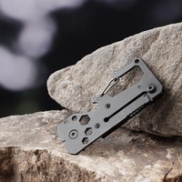 Outil multifonctionnel d'extérieur : mousqueton, ouvre-bouteille, tournevis, couteau de poche pliant mini EDC portable haute dureté, outil cadeau OEM