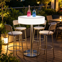 Table haute moderne en plastique avec éclairage LED RGB rechargeable, étanche, lumineuse, pour hôtel, cocktail, fête en plein air, événement, boîte de nuit, patio
