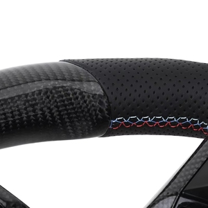 Volante de fibra de carbono envuelto en cuero perforado negro personalizado para F30 a <span class=keywords><strong>precio</strong></span> directo de fábrica con estilo M Sport - Product Image 4