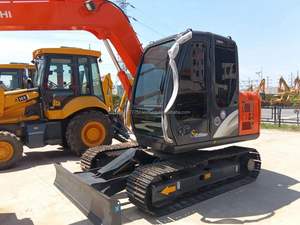 Excavatrice Hitachi ZX70 d'occasion, fabriquée au Japon par Caterpillar, avec composants essentiels - moteur et pompe - 100% d'origine. - Product Image 4