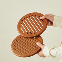 Ensemble de dessous-de-plat ronds en bois de Sapele naturel, creux, pour dissipation de la chaleur, anti-brûlure, avec support pour casseroles, bols et bouilloires