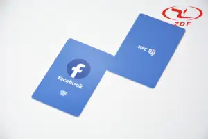 Vente chaude conception personnalisée NFC carte de partage de médias sociaux NFC carte d'examen Google NFC avec impression offset et stratification de film en gros