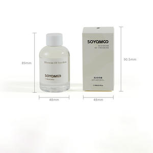 Bouteille en plastique de <span class=keywords><strong>recharge</strong></span> d'huile pour <span class=keywords><strong>diffuseur</strong></span> de roseaux de 100ml avec étiquette personnalisée OEM conception d'huile <span class=keywords><strong>parfum</strong></span>ée facile à verser pour un renouvellement simple des parfums d'intérieur - Product Image 4