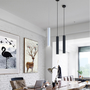 Lámpara Colgante Cilíndrica Negra Moderna con Altura Ajustable, Control Remoto, Acero Inoxidable, LED E26, 3500K, Blanco Cálido para Sala de Estar - Product Image 5