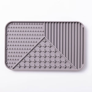 Moderne große umwelt freundliche Silikon-Hunden apf Slow Feeder mit automatischen Saugnäpfen Geschirrs püler sicher für den Innenbereich - Product Image 1