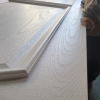 Porte intérieure moderne minimaliste en MDF laqué blanc à grain de bois avec isolation phonique pour chambre, école, hôpital