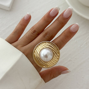 Bague en alliage style INS, creuse, de forme irrégulière, avec imitation de perle, modèle BQ-00038 - Product Image 4