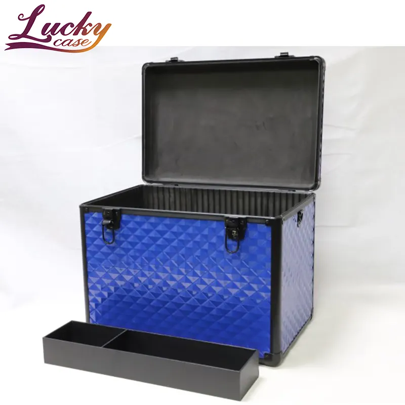Aluminum case for horseshoe cleaning with EVA board Customized horse grooming case Aluminum tool box with adjustable tray