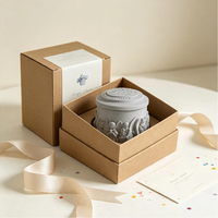 Bougie parfumée de luxe en cire de soja, motif relief européen, en pot, pour décoration intérieure, cadeau de mariage ou d'anniversaire, ou souvenir.