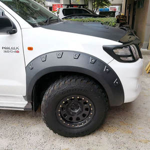 Guardabarros Anchos para Toyota Hilux Vigo, Color Negro Mate, PP, Mejora Todoterreno, 04-14 - Product Image 1