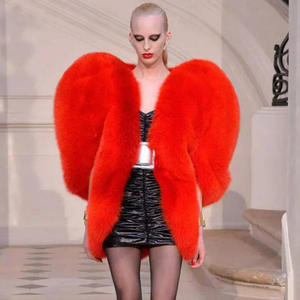 Manteau rouge en forme <span class=keywords><strong>de</strong></span> cœur pour femmes, version coréenne <span class=keywords><strong>haut</strong></span> <span class=keywords><strong>de</strong></span> <span class=keywords><strong>gamme</strong></span>, mince, épaissi, <span class=keywords><strong>fausse</strong></span> <span class=keywords><strong>fourrure</strong></span>, poncho une pièce, motif à carreaux, vêtements d'extérieur d'hiver - Product Image 5