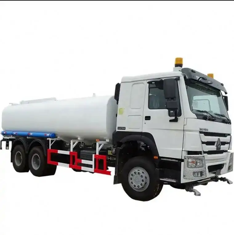 Caminhão aspersor de água Howo 6X4 usado de alta qualidade para serviço pesado de água potável e limpeza de estradas