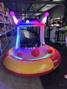 Tương tác trong nhà UFO xe đua & <span class=keywords><strong>laser</strong></span> trò chơi chiến đấu cho trẻ em và người lớn bội thu xe Inflatable đi xe với pin điều khiển từ xa - Product Image 6