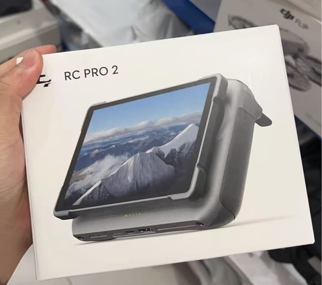 Original RC Pro 2 Remote Controller with 7-inch High-bright Mini-LED Display Rotatable Screen for Mavic 4 Pro /Air 3S Drones