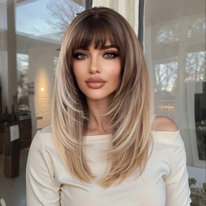 Perruque transfrontalière Bozhen Brown pour <span class=keywords><strong>cheveux</strong></span> longs raides dégradés avec <span class=keywords><strong>frange</strong></span> droite, naturelle et réaliste, qui sublimate les contours du visage - Product Image 1