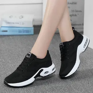 Wholesale Custom Soft Cozy Women Men Breathable Nonslip Cushioning Running Shoes Walking Style Shoes