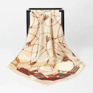 Zifeng OME <span class=keywords><strong>sciarpe</strong></span> di seta professionali personalizzate da <span class=keywords><strong>donna</strong></span> basse MOQ stampate <span class=keywords><strong>leopardate</strong></span> in tinta unita con fiocchi animali a pois - Product Image 5