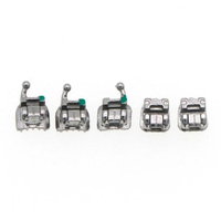 Supports orthodontiques métalliques auto-ligaturants Roth MBT 0.022 à 3 crochets, certifiés CE ISO Classe II, 20 pièces/boîte, directement de l'usine