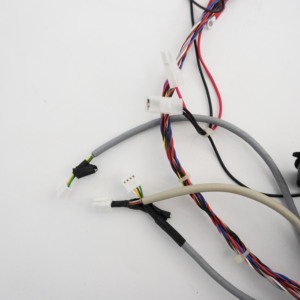 Maßgefertigte Kabelkonfektion mit Steckverbinder für Elektrofahrräder und Motorräder - Product Image 1