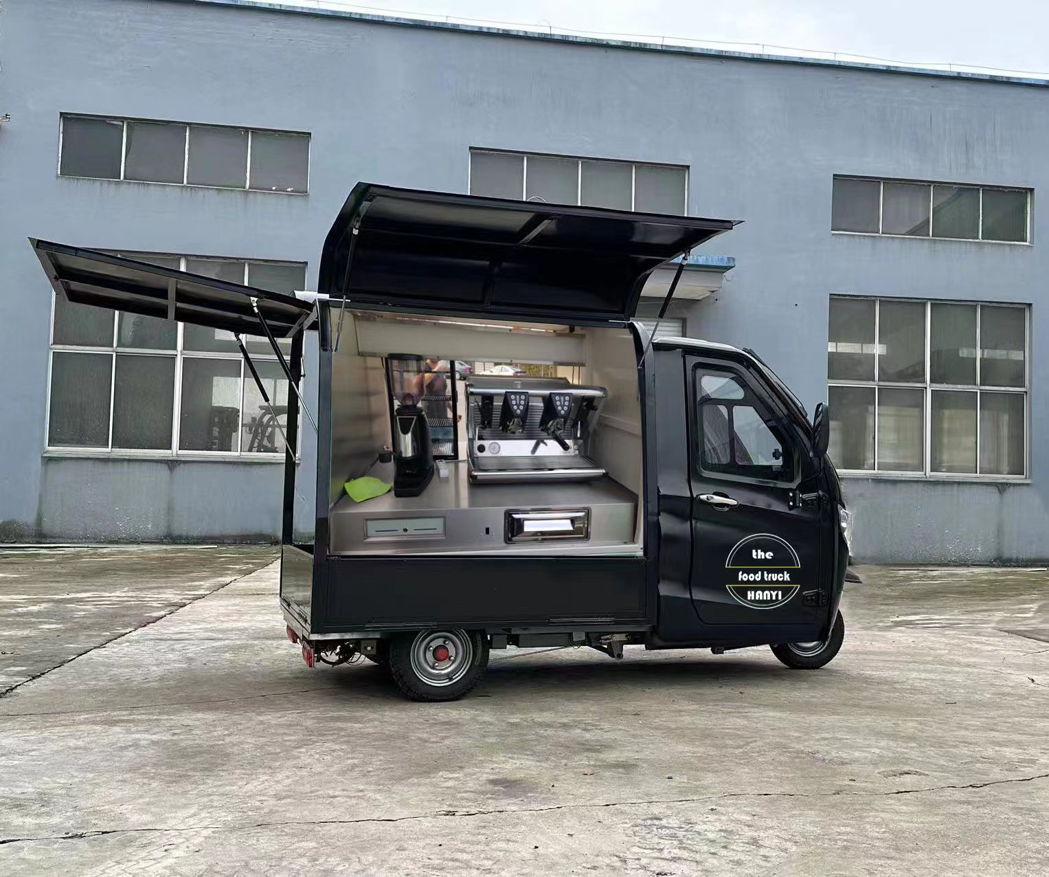Coffee Tuk Tuk Retro Electric Mobile Food Truck for Sale
