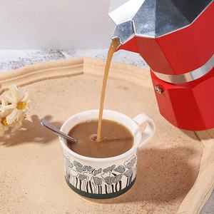 <span class=keywords><strong>Cafetera</strong></span> Moka de inducción de aluminio de 6 tazas, <span class=keywords><strong>cafetera</strong></span> Moka Espresso, olla Moka de aluminio <span class=keywords><strong>italiana</strong></span> clásica con mango de tacto suave - Product Image 5