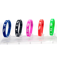 Bracelet en silicone à thème anime, vente en gros à prix d'usine, motif de vaisseau spatial extraterrestre de science-fiction, bracelet en caoutchouc de dessin animé