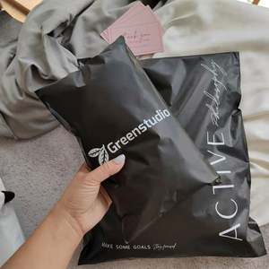 Bolsas de Correo Biodegradables de Polietileno Mate Beige, Bolsa de Envío de Polietileno para Bikinis y Pelucas con su Propio Logotipo Personalizado - Product Image 3