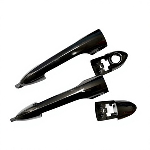 156099957 156099956 156099955 156099954 Poignées de porte en plastique noir et métal pour Alfa Romeo - Product Image 1