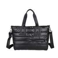 Sac à main matelassé géométrique léger en PU Oxford pour femme, multi-positions, à porter à l'épaule ou en bandoulière, idéal pour les voyages, avec fermeture éclair – Collection Hiver