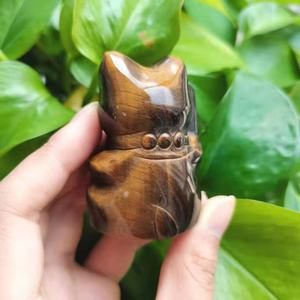 Piedra tallada a mano Natural, Gema de la suerte, Ojo de tigre amarillo, escultura de estatua para regalo - Product Image 3
