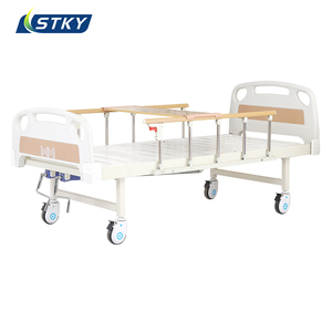 Lit d'hôpital manuel <span class=keywords><strong>à</strong></span> <span class=keywords><strong>deux</strong></span> fonctions, lit médical <span class=keywords><strong>à</strong></span> double manivelle avec matelas et table <span class=keywords><strong>à</strong></span> <span class=keywords><strong>manger</strong></span> pour les soins infirmiers - Product Image 2