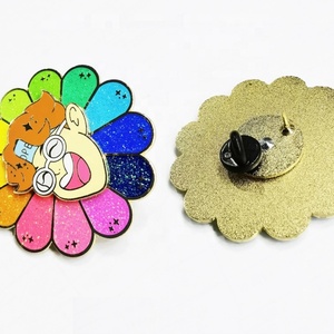 Pin de solapa de esmalte giratorio con purpurina, diseño personalizado, de dibujos animados, moderno y bonito, venta al por mayor del fabricante Oneway - Product Image 3