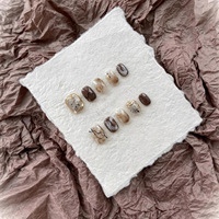 Faux ongles press-on faits main en grain de bois brun ambré, vente en gros