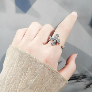 Anillo giratorio de molino de viento doble con micro pavé de circonitas, chapado en oro sobre cobre, ajustable, estilo francés, joyería antiestrés para mujer - Product Image 3