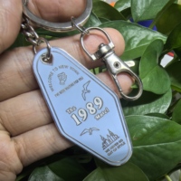 Porte-clés d'hôtel personnalisés en métal, artisanat rétro vintage, mini porte-clés en émail dur avec carte de support, style motel.