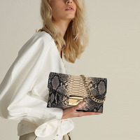 Sac Tendance Accessoires 2024 Produits De Luxe 2025 À La Mode De Haute Qualité Smart Designer Serpent En Cuir Mini Sacs De Selle pour Femme