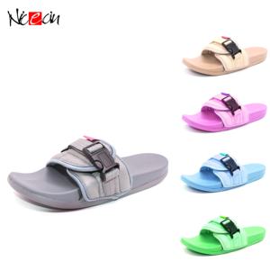 Nickecin — pantoufles en matériel pour femmes et hommes, chaussures de Style luxe, avec un tissu doux, nouvelle collection - Product Image 1