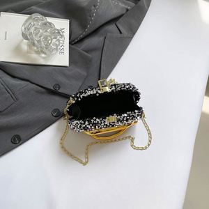 Fashionable Lady's Style Evening Handbag. With Chain Decoration. Made of <b>Sequin</b> <b>Material</b>.6294 - Product Image 2