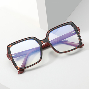 Marcos Opticos TR90 Gafas Mujer Multicolor Diseño Transparente Filtrado de Luz Azul Lentes Polarizadas Hardy Photogrey - Product Image 3