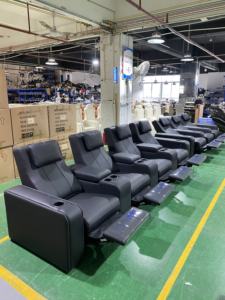 VIP高級ファーストクラスデザインブラックレザーリクライニングシネマソファ4人用シアター家具ヴィラメディアシアター映画席 - Product Image 4