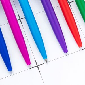 Stylos à bille multicolores personnalisés - Logo personnalisé imprimé pour les cadeaux promotionnels - Product Image 3