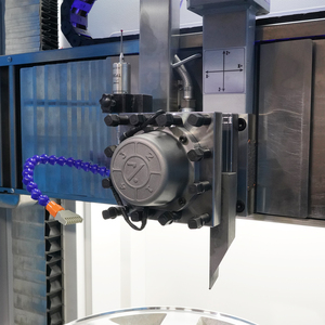 Machine de réparation de jantes CNC LWR805VP, solution professionnelle pour la réparation et la restauration des jantes en alliage d'aluminium - Product Image 6