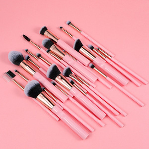 2024 ensemble de pinceaux de maquillage pinceau cosmétique Premium fond de teint Blush correcteur fard à paupières sourcil surbrillance rose pinceau de maquillage unique - Product Image 4