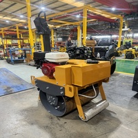 Nouvelle Compactrice Vibrante Compacte UCM 0.7T à Double Tambour, Autotractée, avec Engrenage, Largeur 450 mm pour Allées
