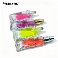 Flacon de parfum en verre irrégulier de 10 ml avec bille roulante et bouchon à vis en aluminium