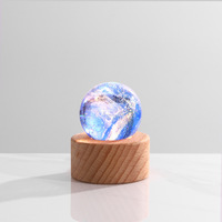 Décorations de chambre en gros : Ornements LED colorés à perles, base en bois, corps en verre, à brancher, effet ciel étoilé, étanches