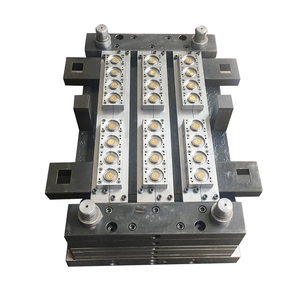 Molde de máquinas de molde de plástico de injeção quente personalizada garrafa 40 cavidades tampa molde - Product Image 1